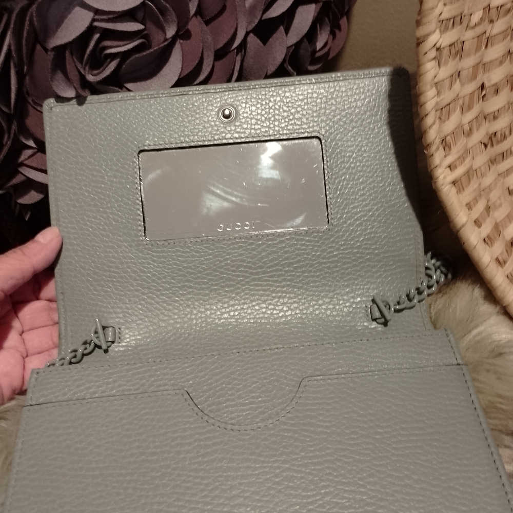 Gucci Light Gray Leather GG Marmont chain wallet - Picture 2 of 16